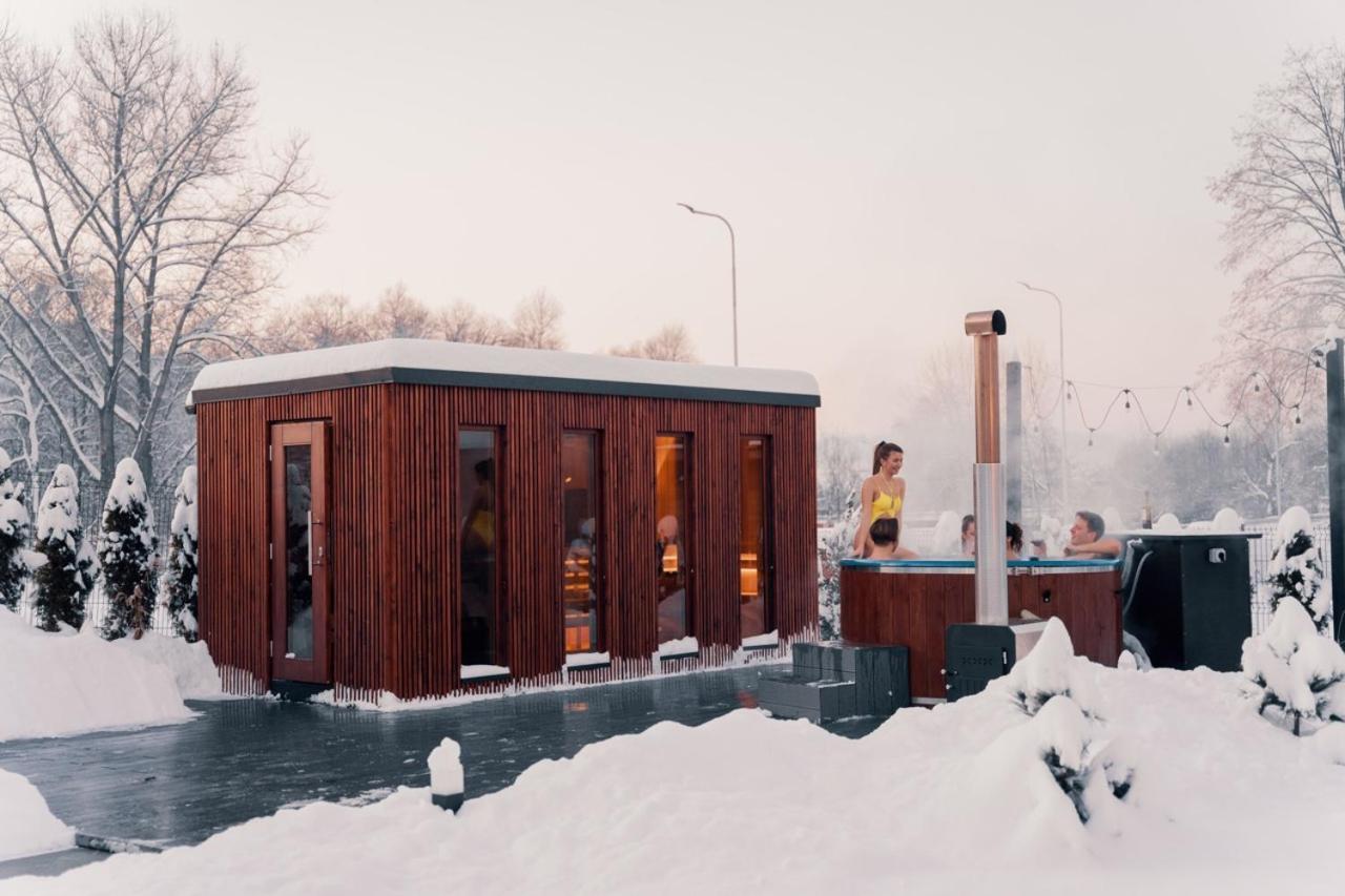 Dolina Barw - Caloroczne Domki Na Wynajem Rabka Exterior foto